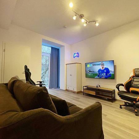 Jaybnb - Ps5 55 Zoll 4K Tv Gaming Apartment Dortmund Luaran gambar
