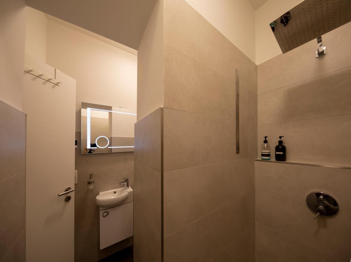 Jaybnb - Ps5 55 Zoll 4K Tv Gaming Apartment Dortmund Luaran gambar